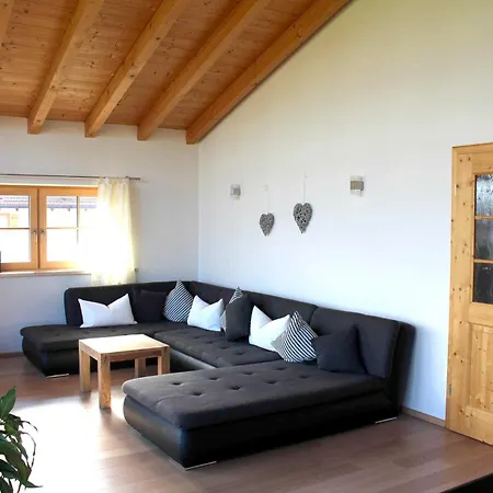 Apartment Panoramablick Marquartstein