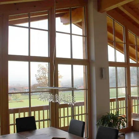 Apartment Panoramablick Marquartstein